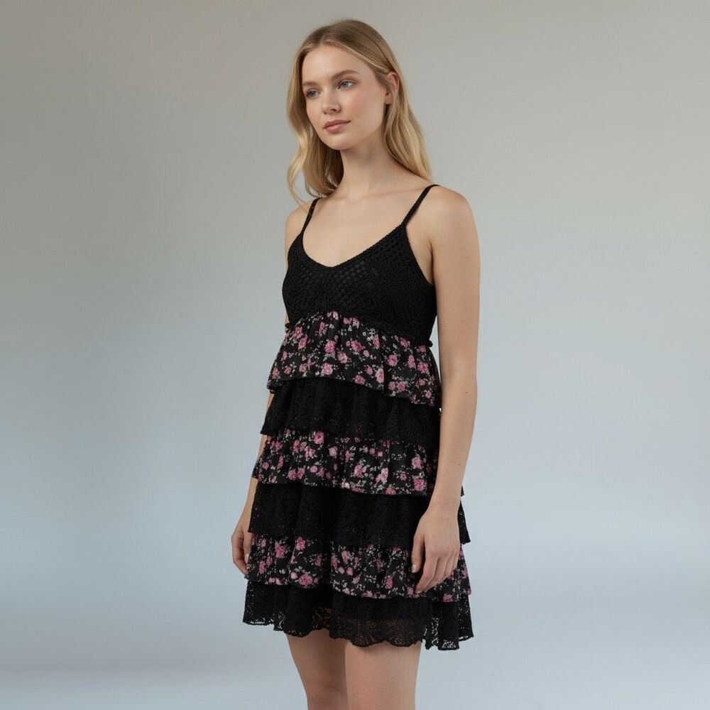 Interi Black spaghetti strap Sleeveless Lace Floral Mini layered fringe Dress L